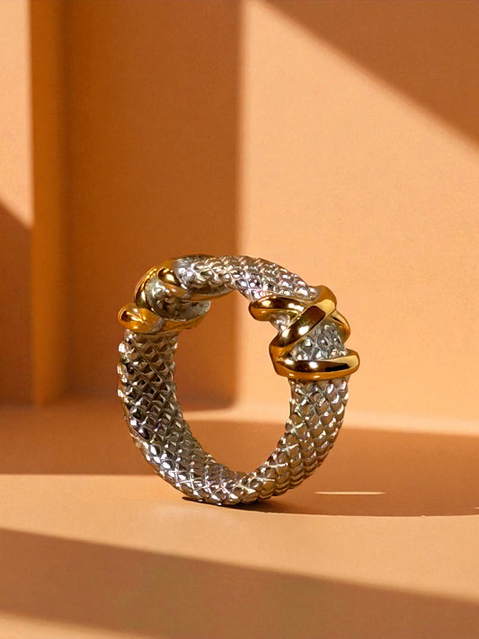 Vita Ring