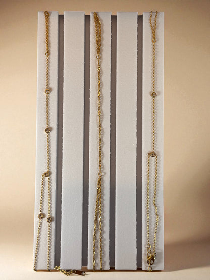 Stella Bezel Hand Chain